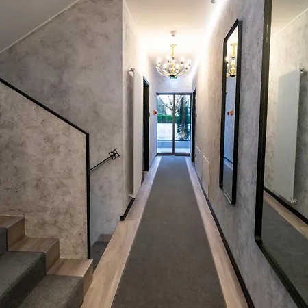 Beatrice - Luxury - Pool & Sauna & Parking
